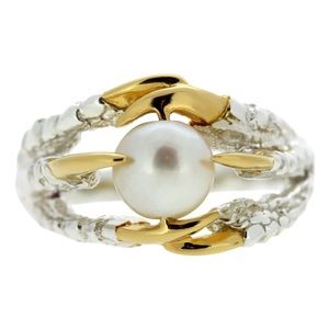 Tessa Metcalfe Pearl of London Two-Tone ring